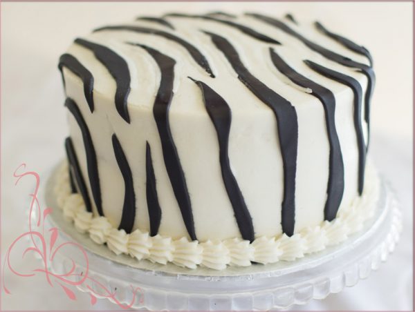 Signature Cake - Ebony & Ivory