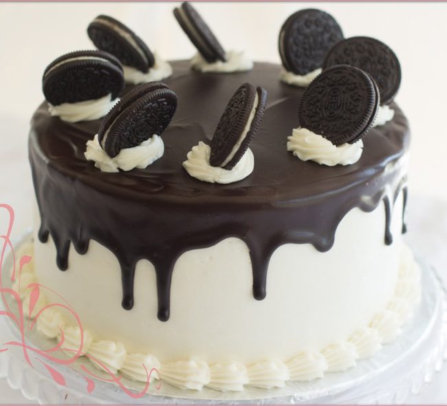 Cake - Vanilla cake with chocolate cream filling