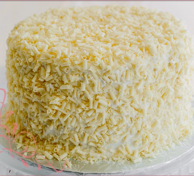 Cake - Vanilla with white chocolate cream filling