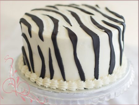 Signature Cake - Ebony & Ivory